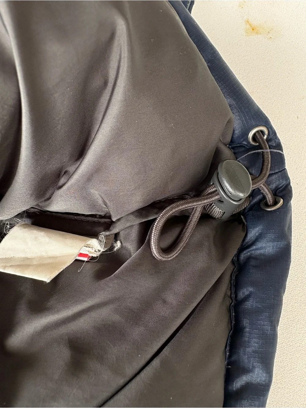 The North Face Black & Gray Quilted Jacket - Men's XS